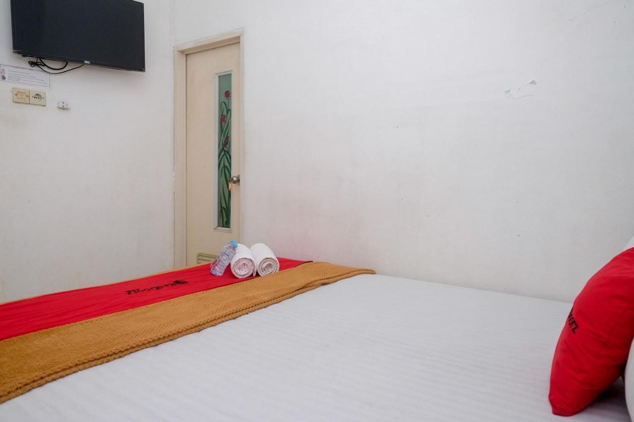 Reddoorz Near Politeknik Wisma tamu Manado